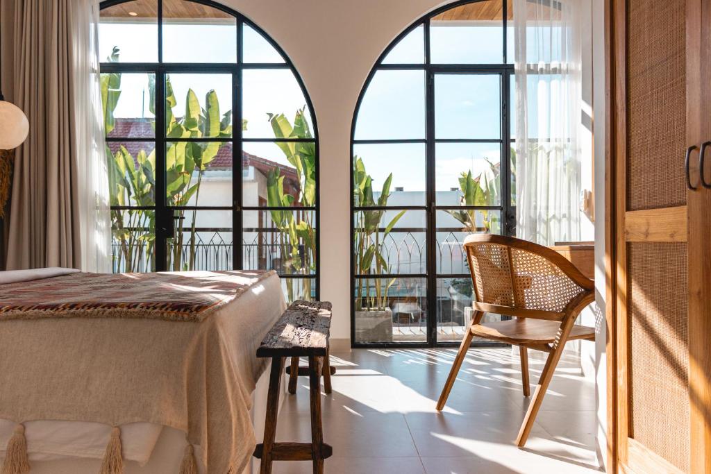 The macan - Romantic Canggu Escape 1BR Pool Villa - 700m to Beach The macan - Romantic Canggu Escape 1BR Pool Villa - 700m to Beach