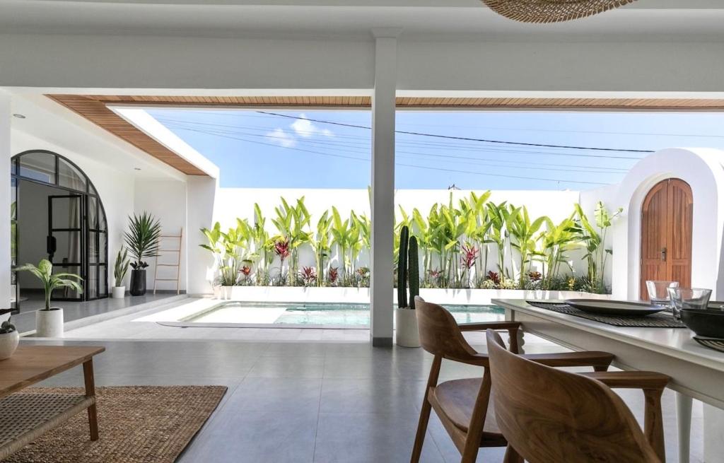Villa Jiji cozy chic in Bali - just renovated !