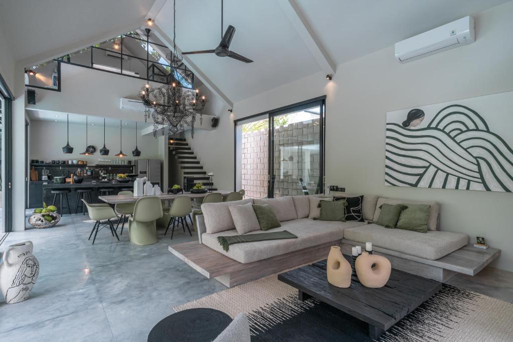 Villa Prana - High End Boutique Style Interior Design 5 BR Villa Villa Prana - High End Boutique Style Interior Design 5 BR Villa